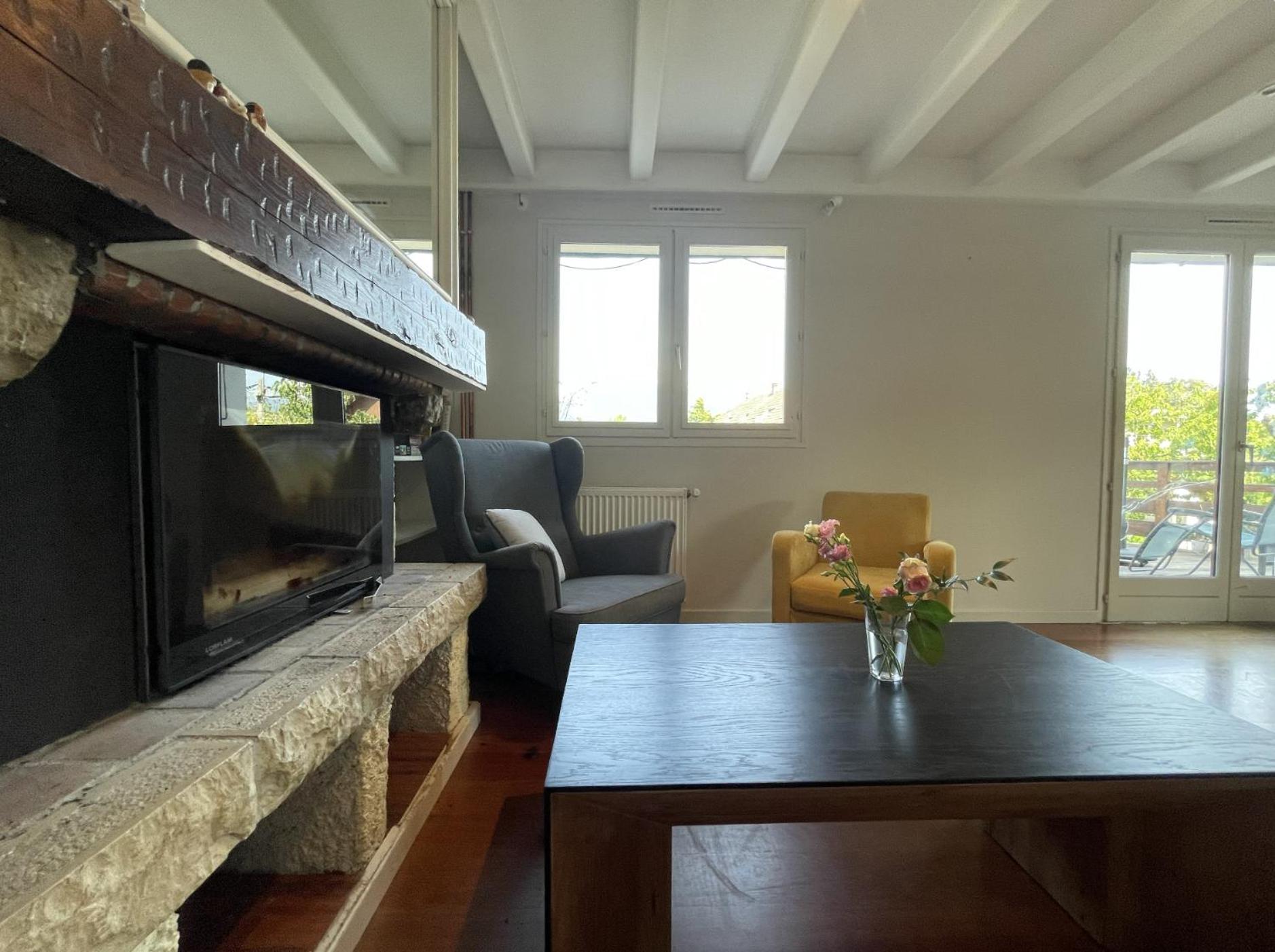 Cosy Chalet Annecy Lake For A Family Sévrier Eksteriør bilde