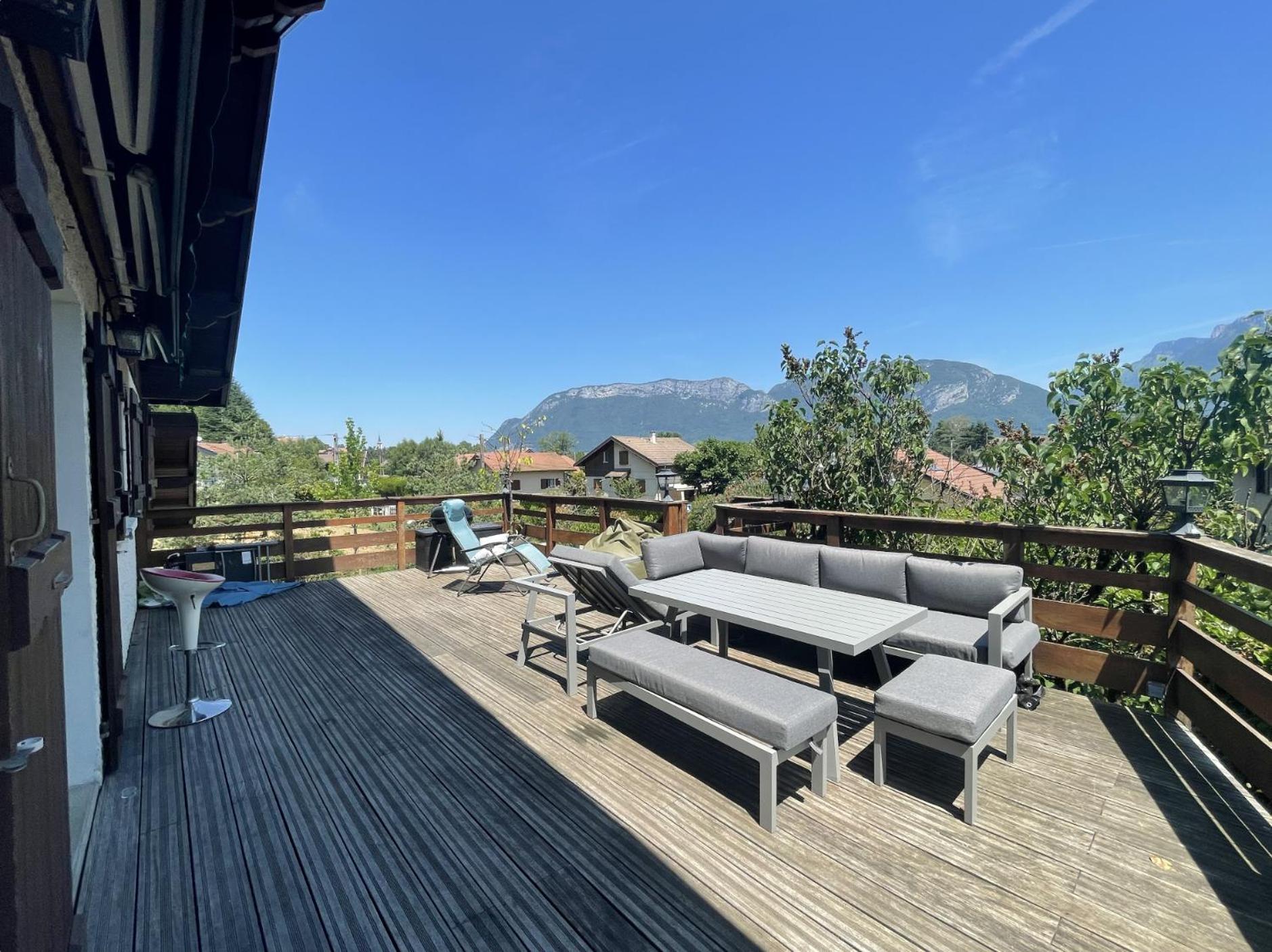 Cosy Chalet Annecy Lake For A Family Sévrier Eksteriør bilde