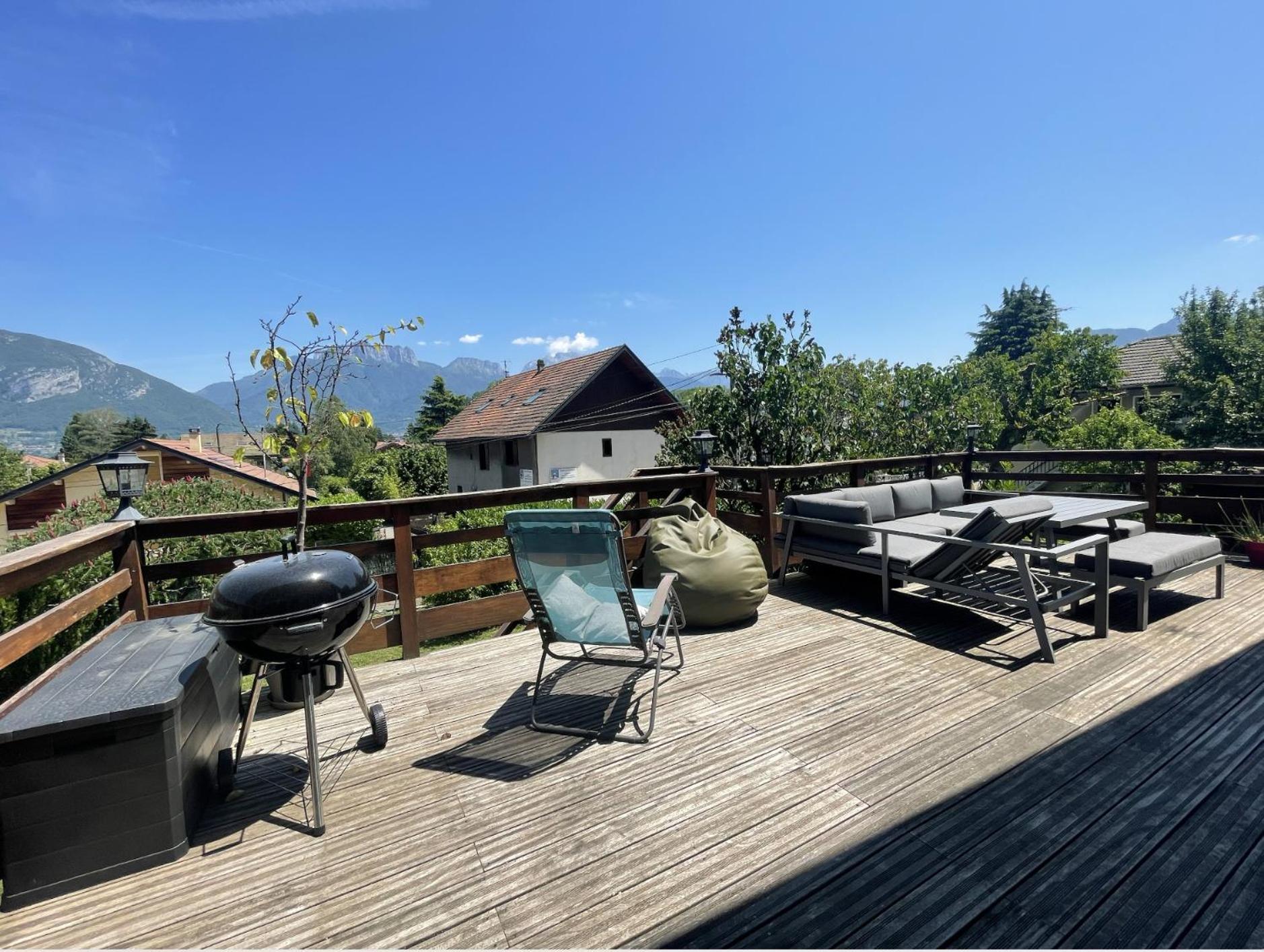 Cosy Chalet Annecy Lake For A Family Sévrier Eksteriør bilde